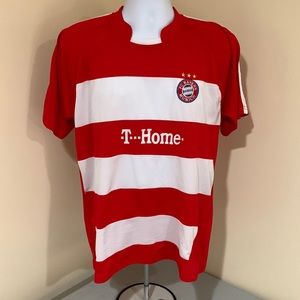 FC Bayern Munich Soccer Jersey Men Medium Red White